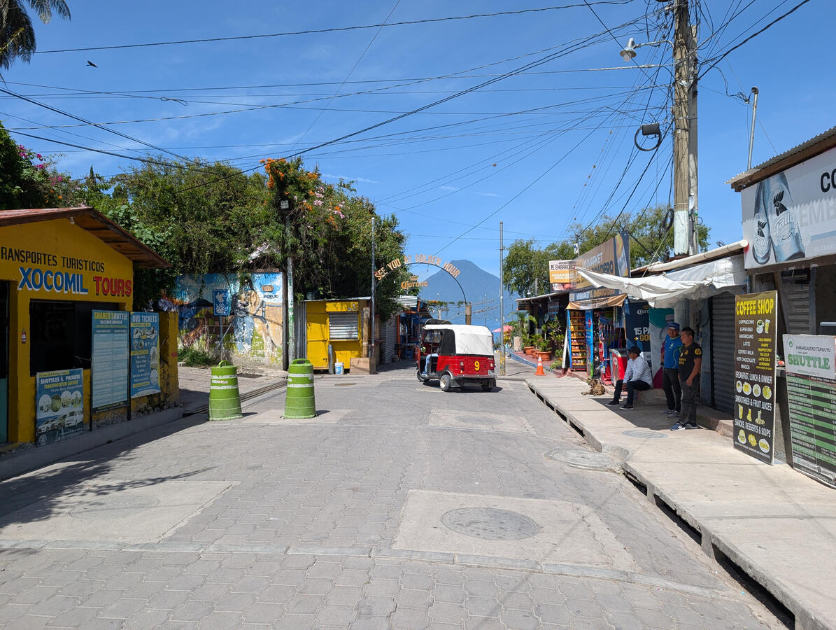 Tzanjuyu Dock / Muelle Tzanjuyu