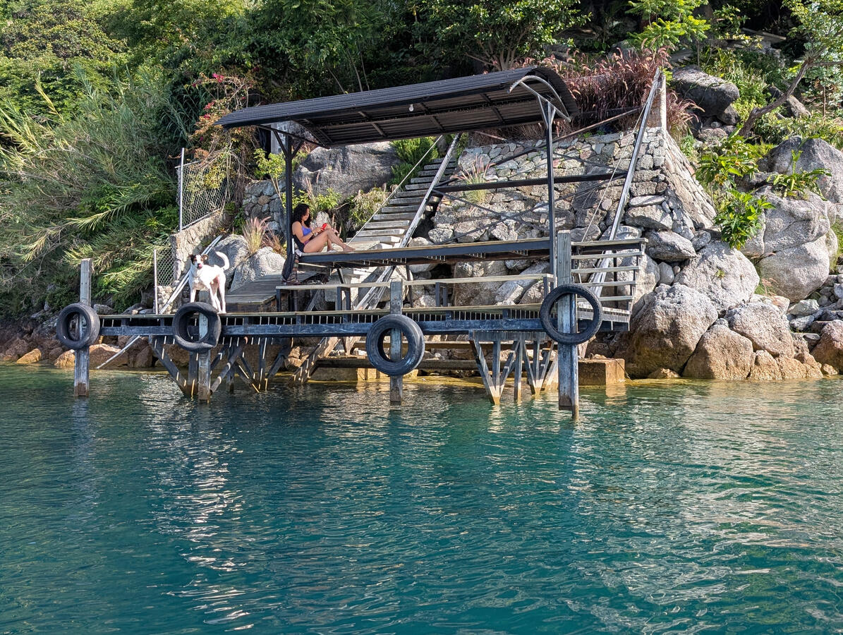 Glass House Airbnb / Casa de Cristal